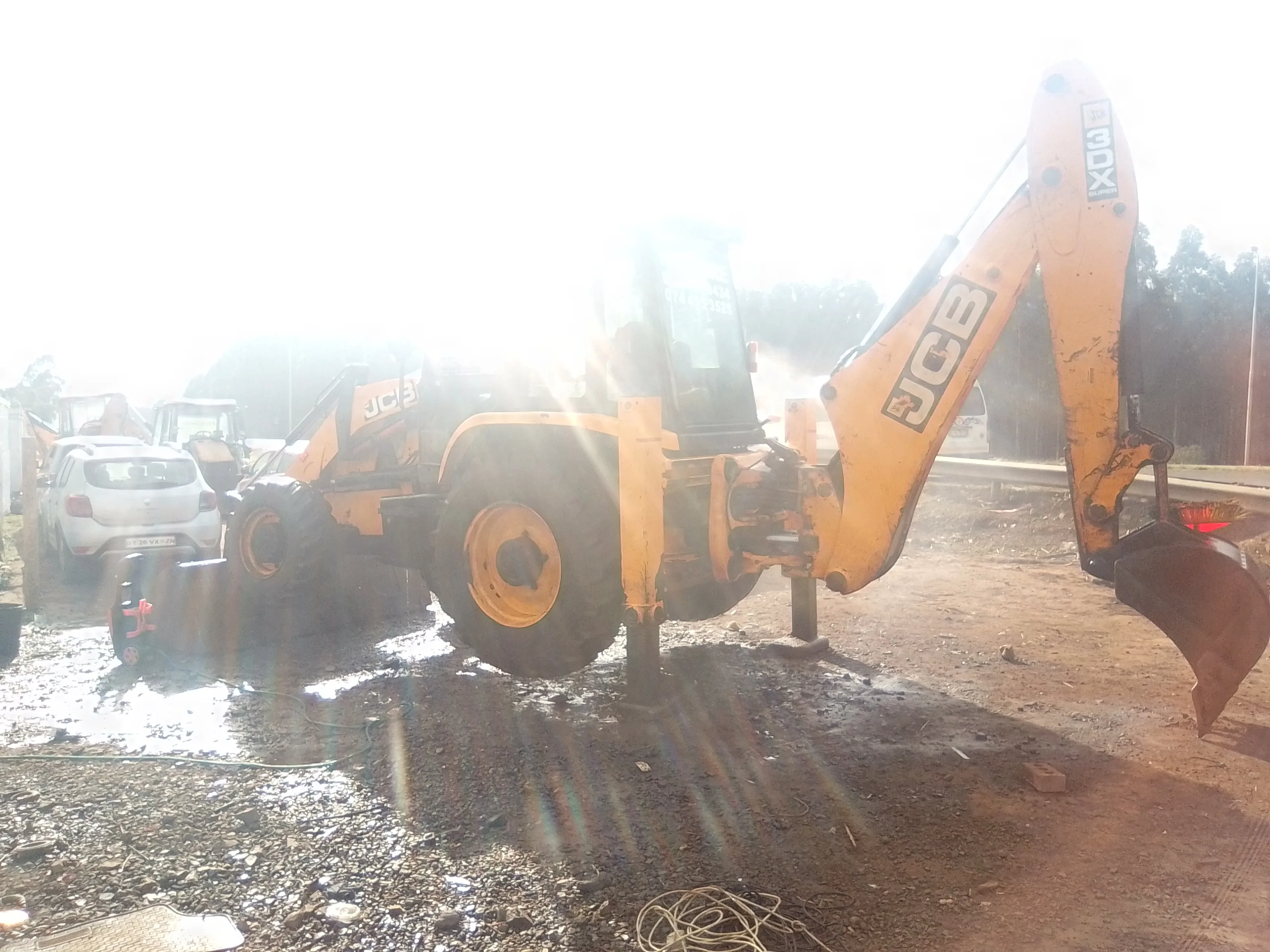 JCB TLB backhoe loader available for hire at Maqimba